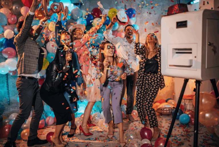 Tips for Hiring the Perfect Photo Booth