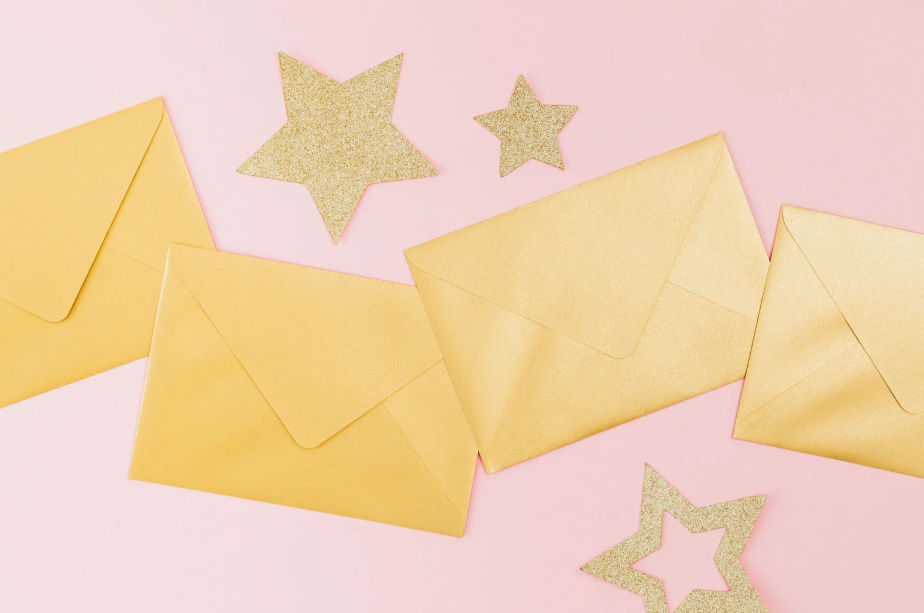 Read more about the article Tired of boring party invitations?